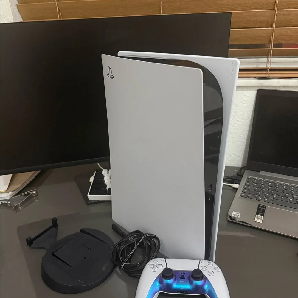 Sony PlayStation 5 in White with DualSense Controller
